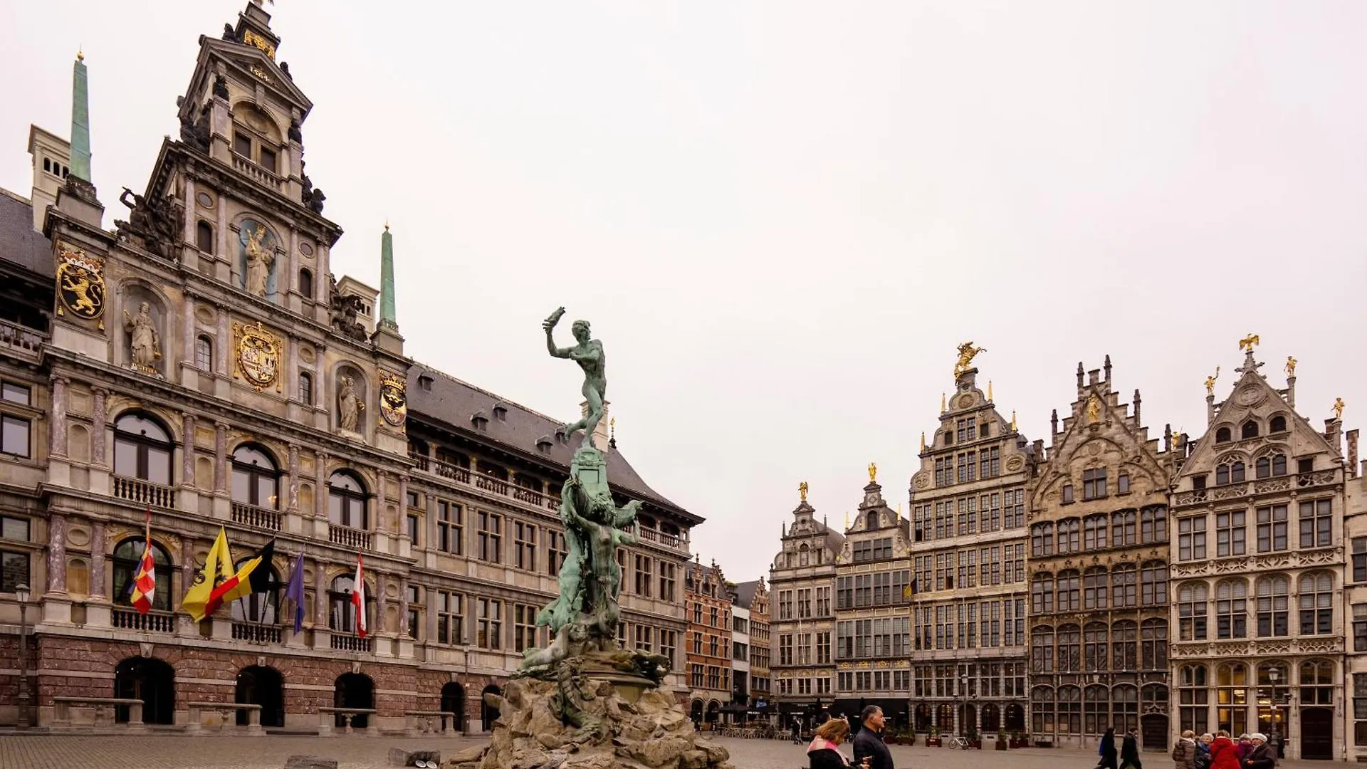 Shway - The Captain'S View Antwerp 0*,